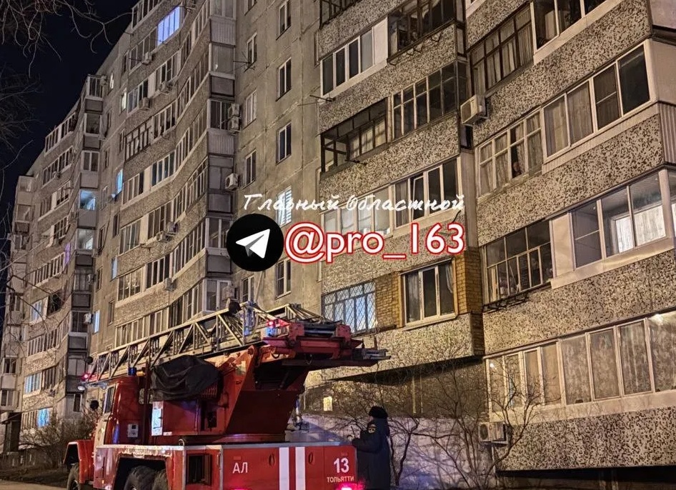 В Самаре мужчина пытался вынести из магазина 4 коробки триммеров и 3 фен-щетки