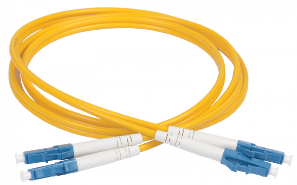  Патч-корд оптический коммутационный соединительный для одномодового кабеля (SM); 9/125 (OS2); LC/UPC-LC/UPC (Duplex) (дл.70м) ITK FPC09-LCU-LCU-C2L-70M 