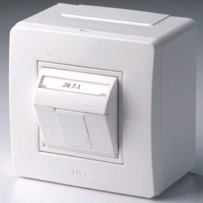  Коробка PDD-N60 в сборе с 1 розеткой BRAVA RJ45 кат.5е (телефон/компьютер) бел. DKC 10665 