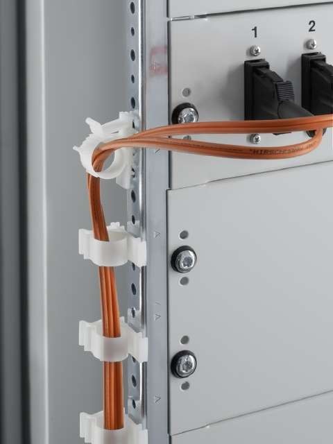  Фиксатор кабеля DK самофикс. для d14-19мм (уп.10шт) Rittal 7111300 